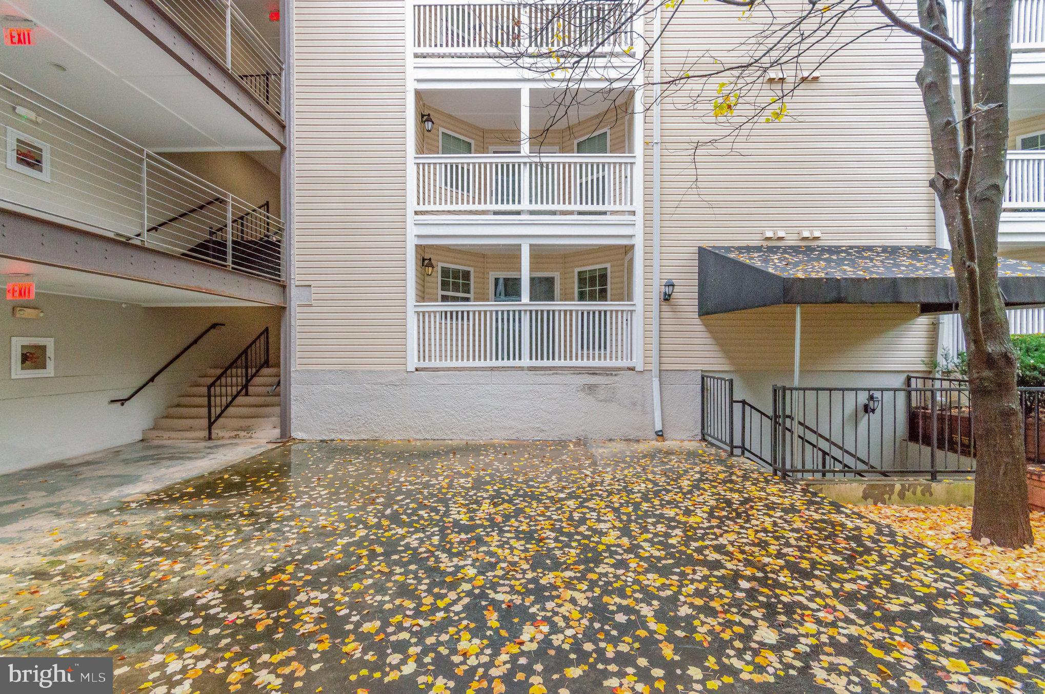 1504 LINCOLN WAY 108