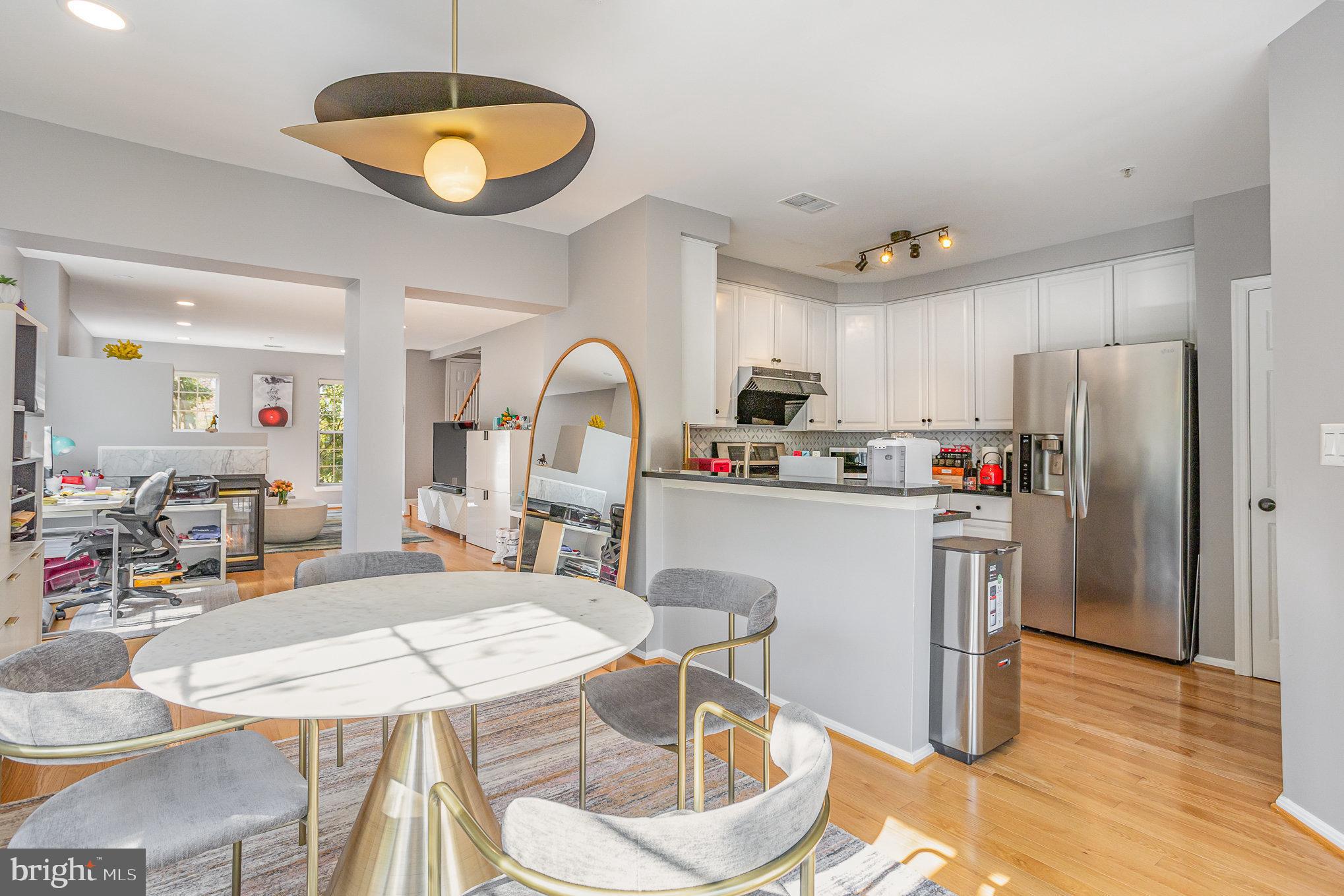 1597 LEEDS CASTLE DRIVE 202