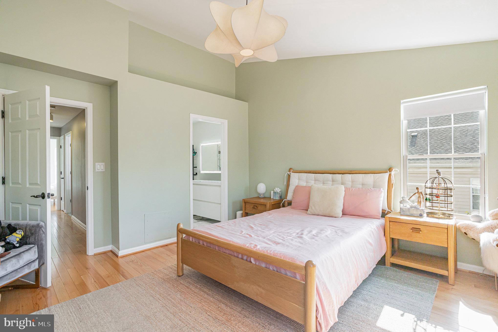 1597 LEEDS CASTLE DRIVE 202