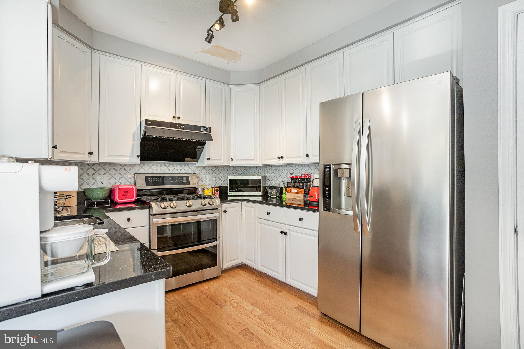 1597 LEEDS CASTLE DRIVE 202