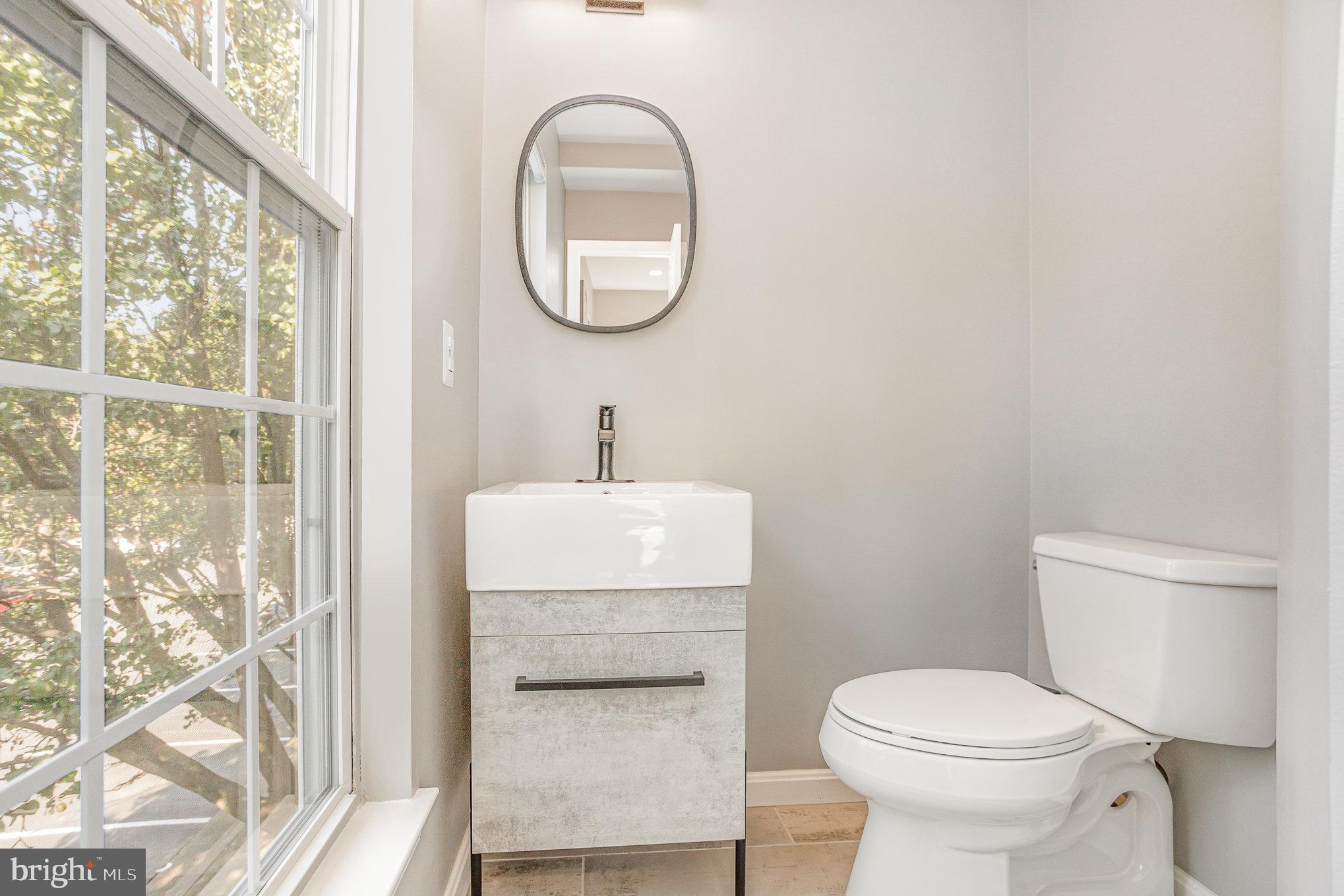 1597 LEEDS CASTLE DRIVE 202