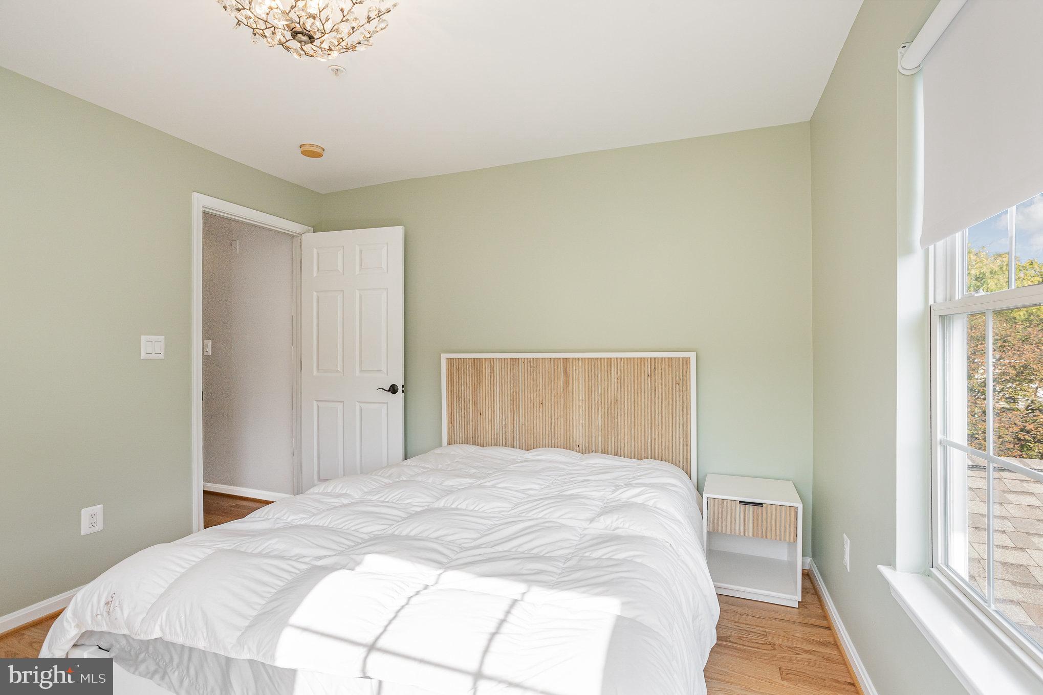 1597 LEEDS CASTLE DRIVE 202