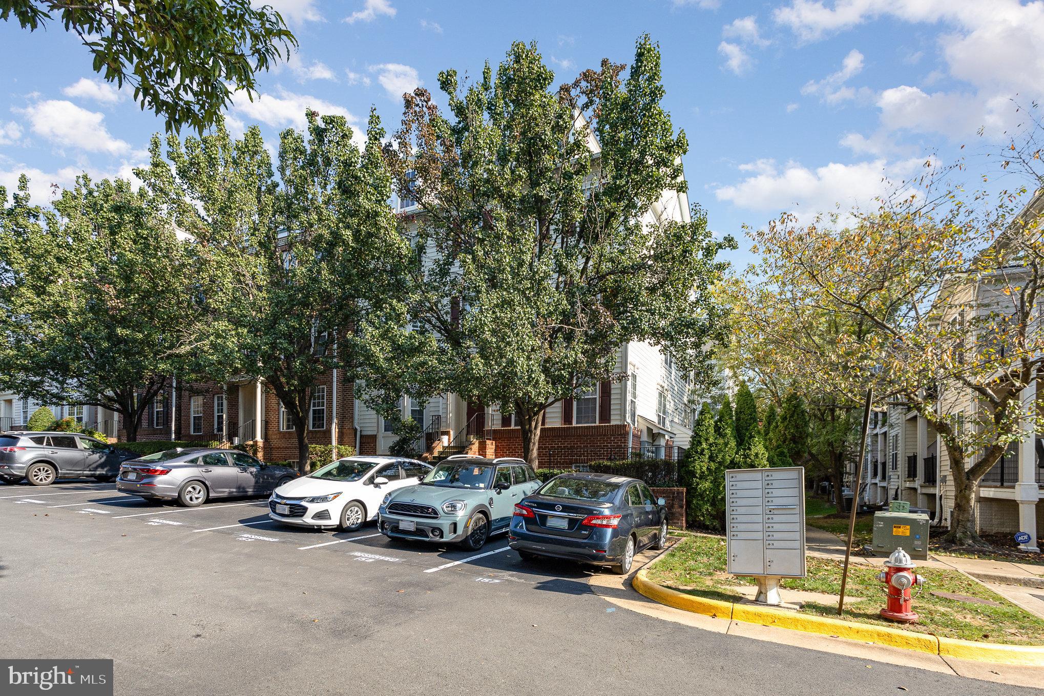 1597 LEEDS CASTLE DRIVE 202