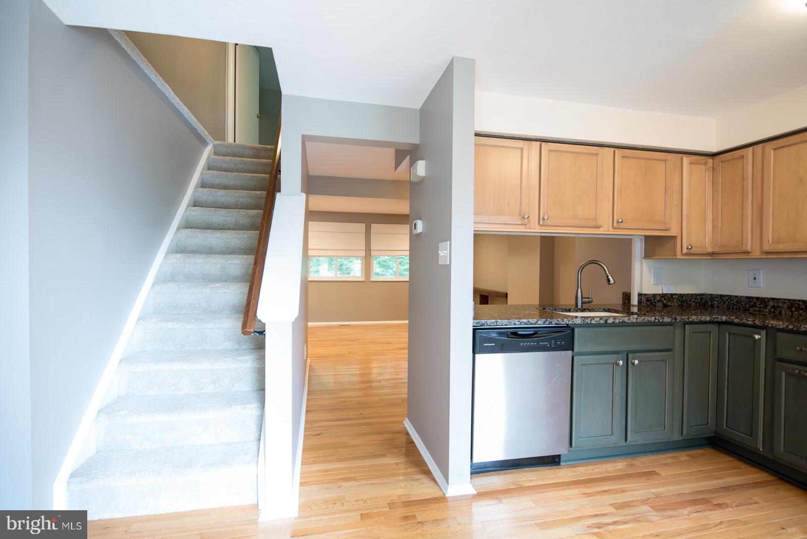 2811 MIDDLEBORO DRIVE