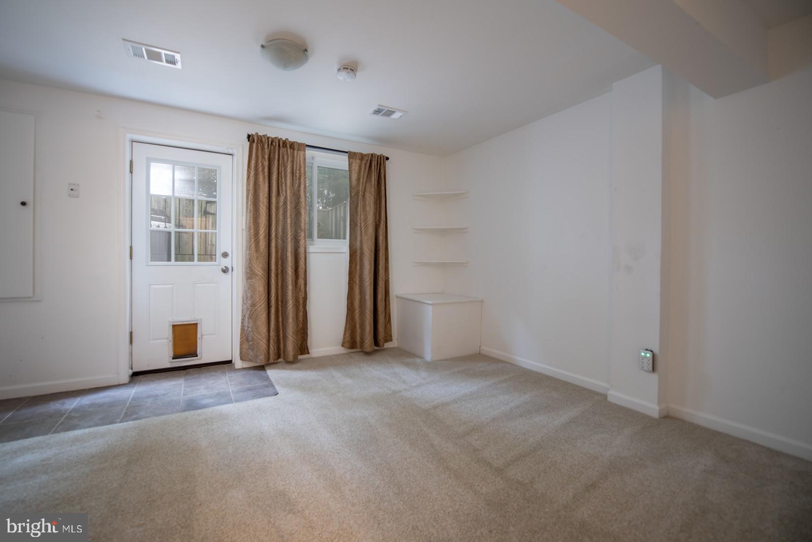 2811 MIDDLEBORO DRIVE