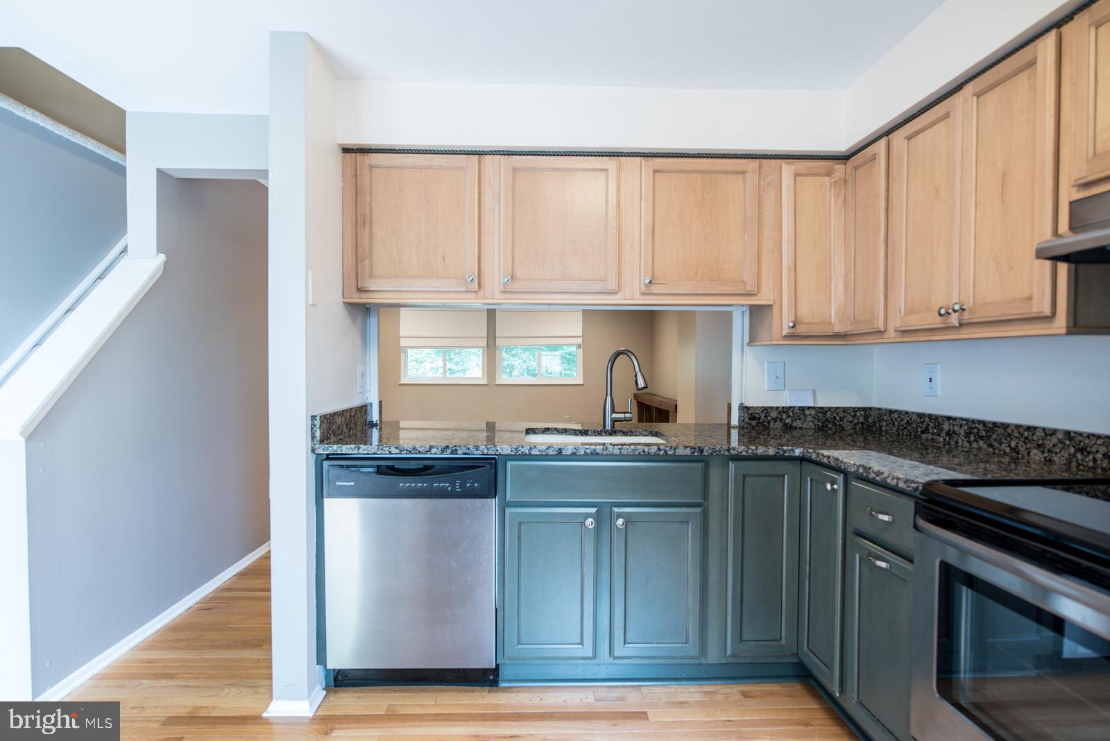 2811 MIDDLEBORO DRIVE
