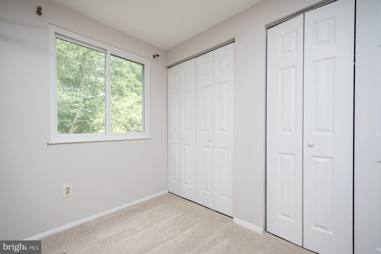 2811 MIDDLEBORO DRIVE