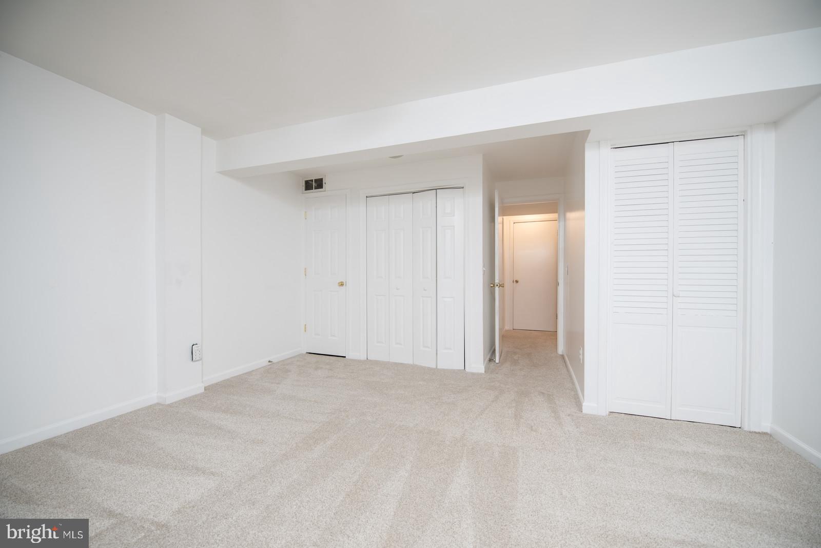 2811 MIDDLEBORO DRIVE