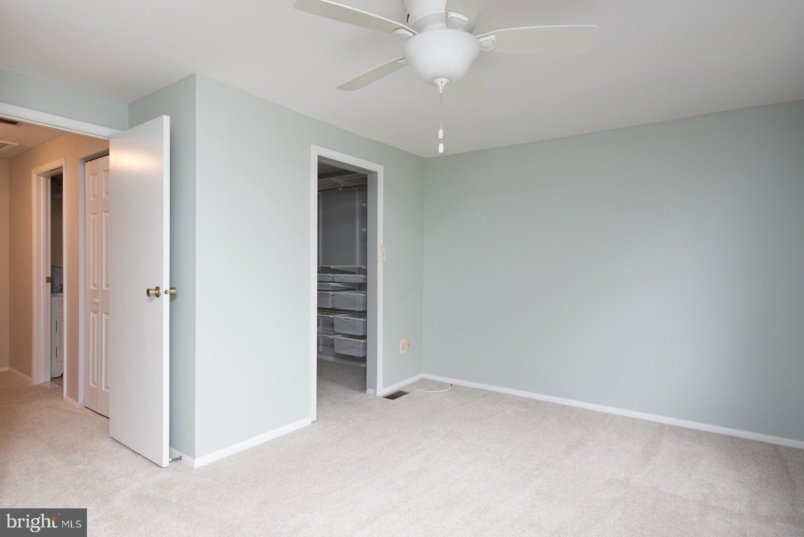 2811 MIDDLEBORO DRIVE