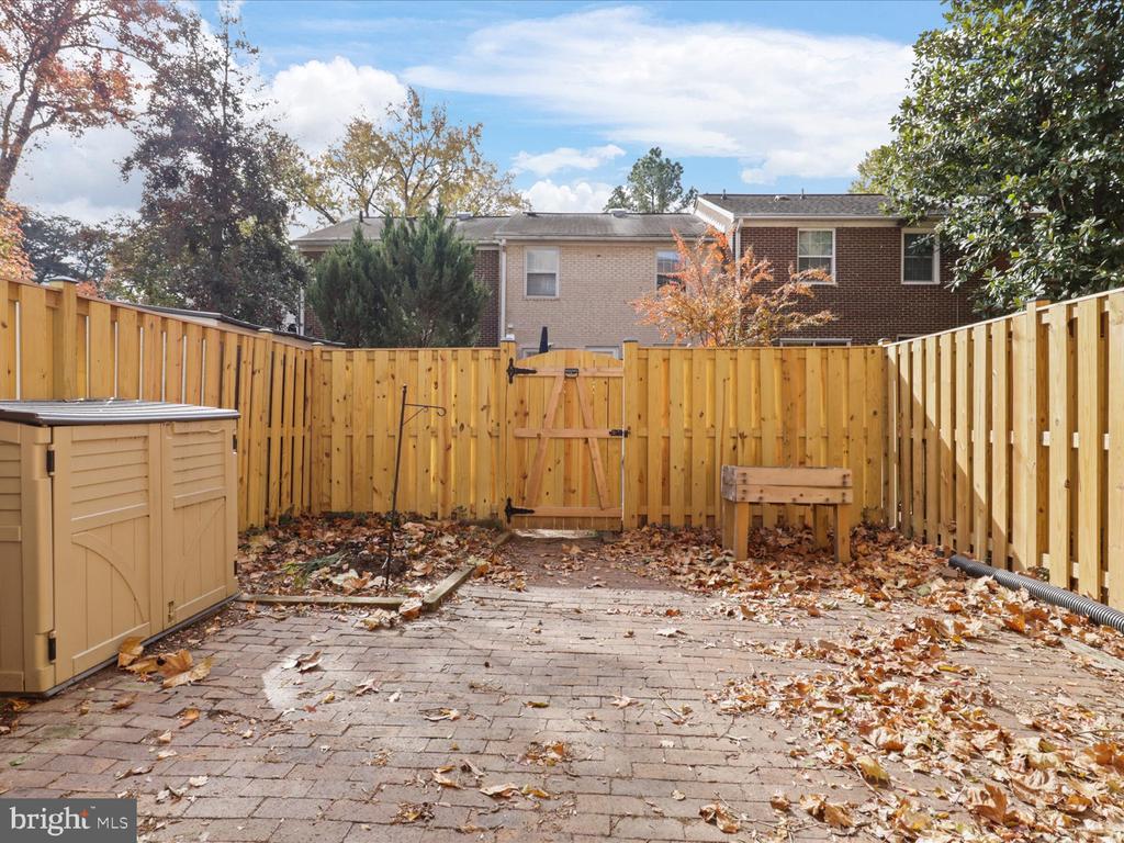8403 THOMPSON ROAD