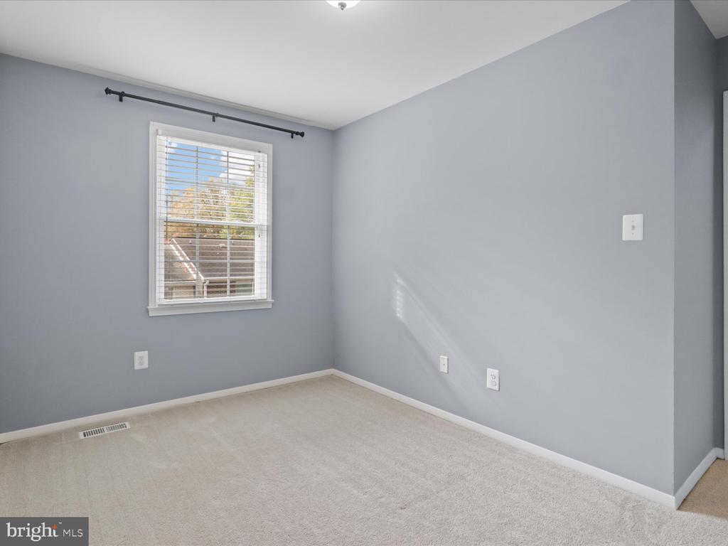 8403 THOMPSON ROAD