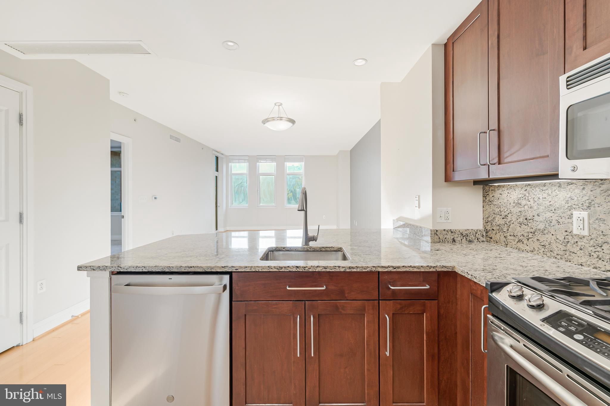 8220 CRESTWOOD HEIGHTS DRIVE 406