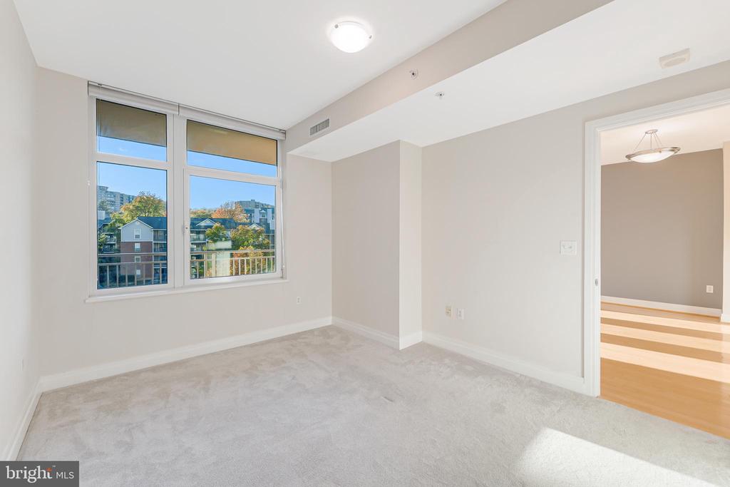 8220 CRESTWOOD HEIGHTS DRIVE 406