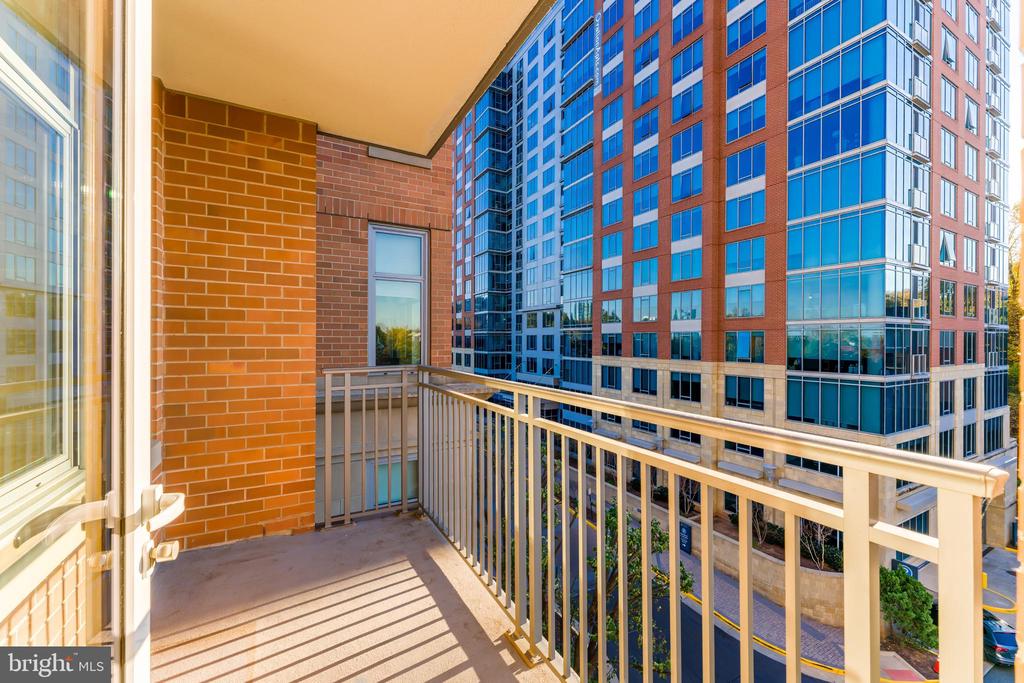 8220 CRESTWOOD HEIGHTS DRIVE 406