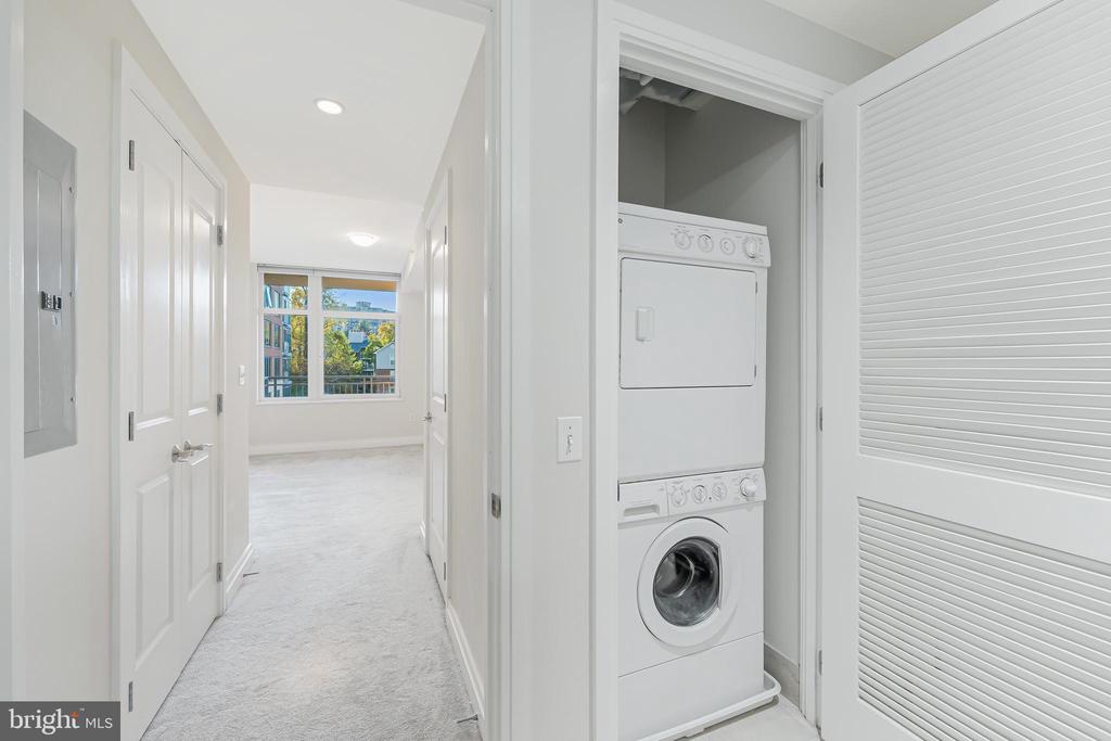8220 CRESTWOOD HEIGHTS DRIVE 406