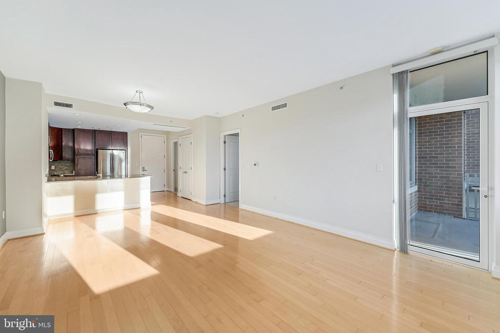 8220 CRESTWOOD HEIGHTS DRIVE 406