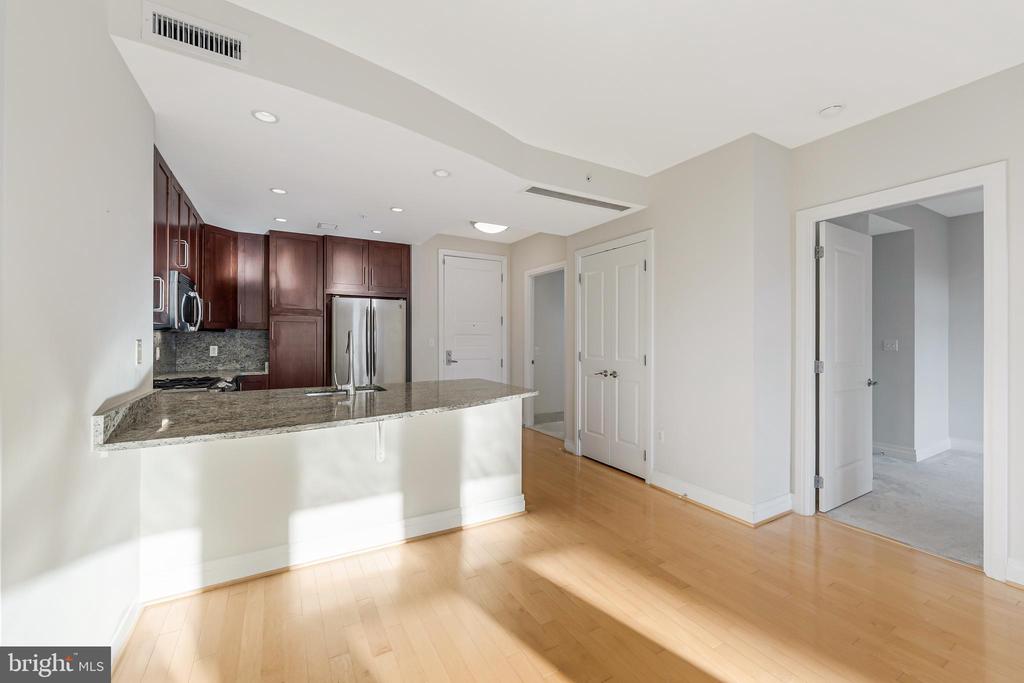 8220 CRESTWOOD HEIGHTS DRIVE 406