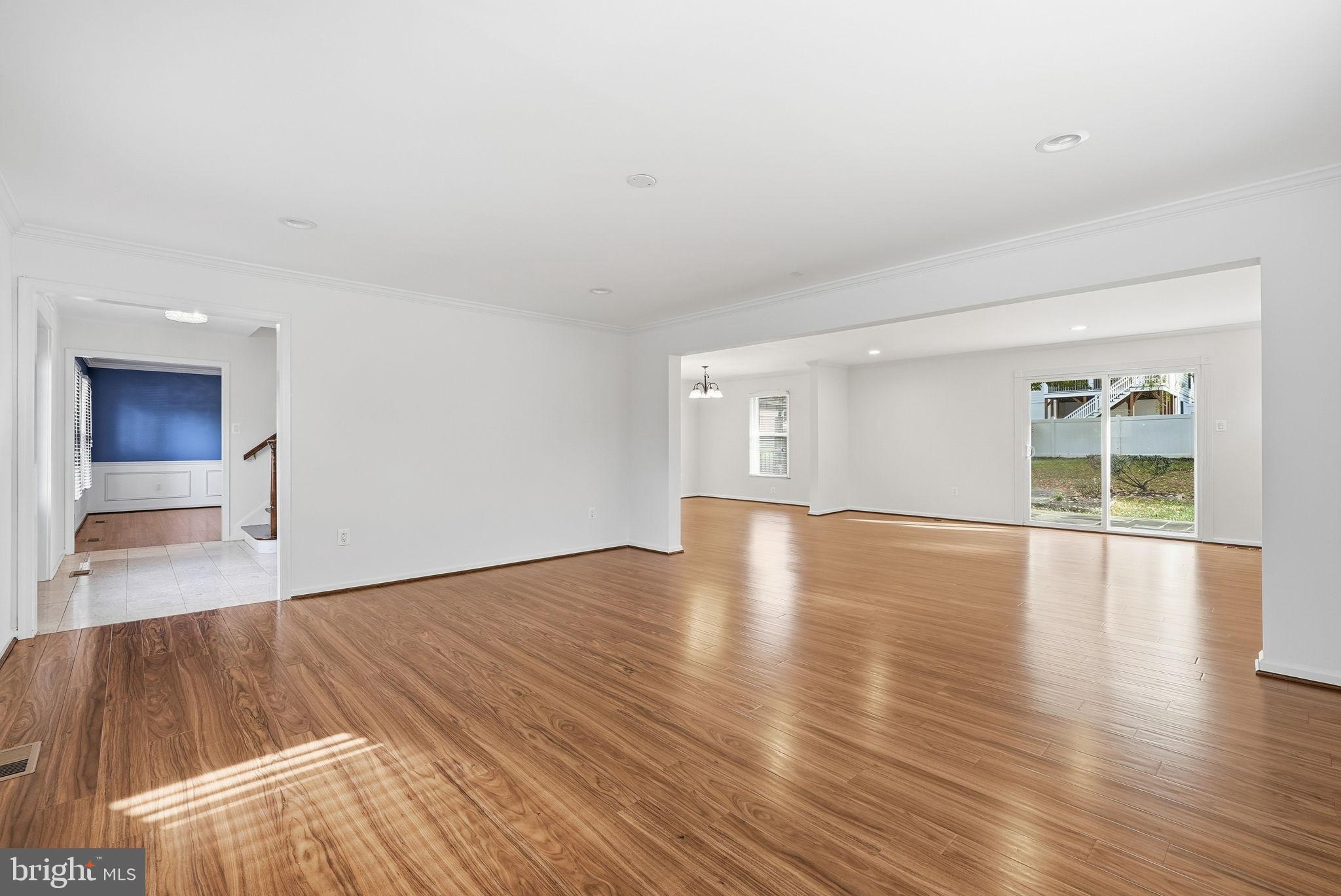 1127 BUCHANAN STREET