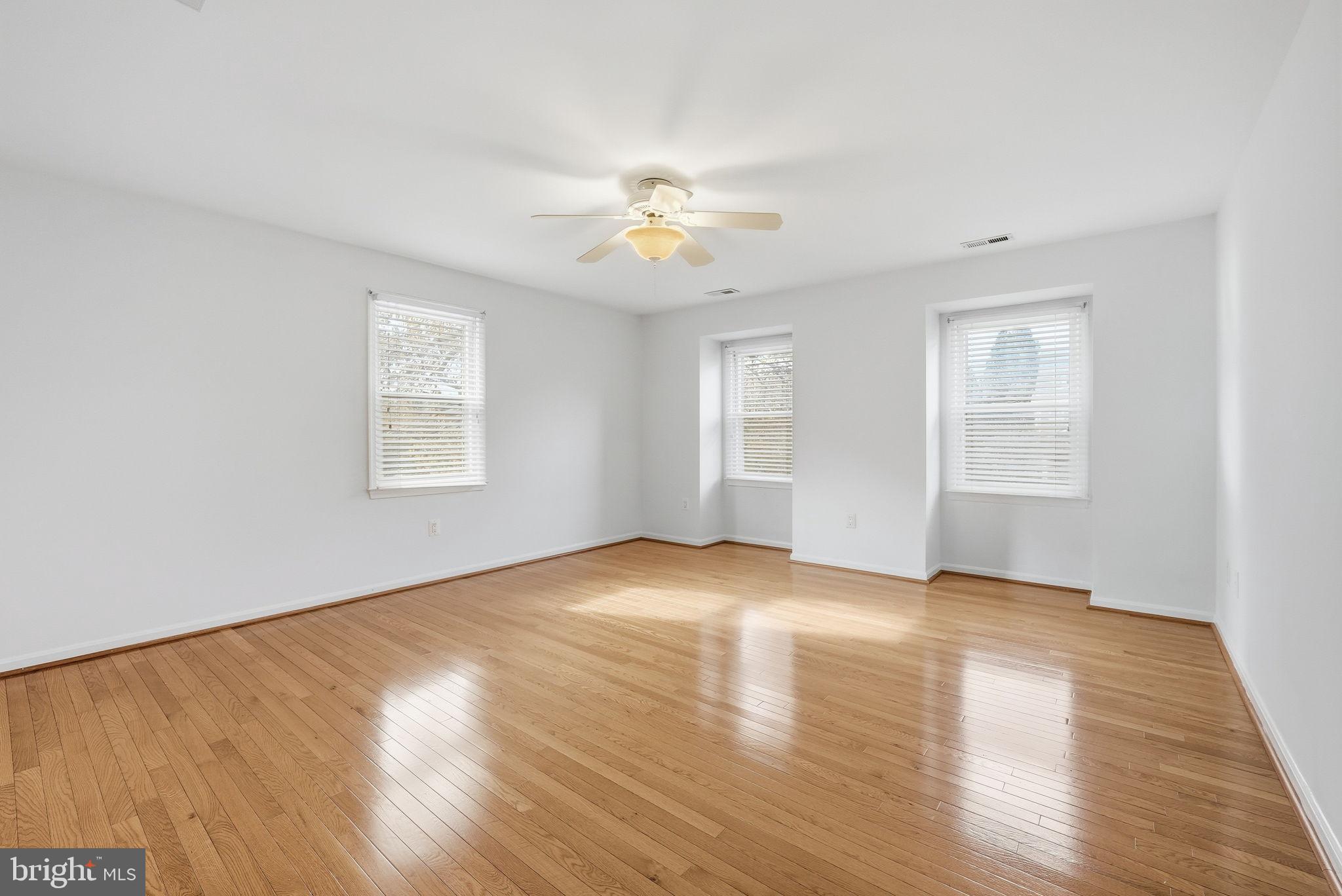 1127 BUCHANAN STREET