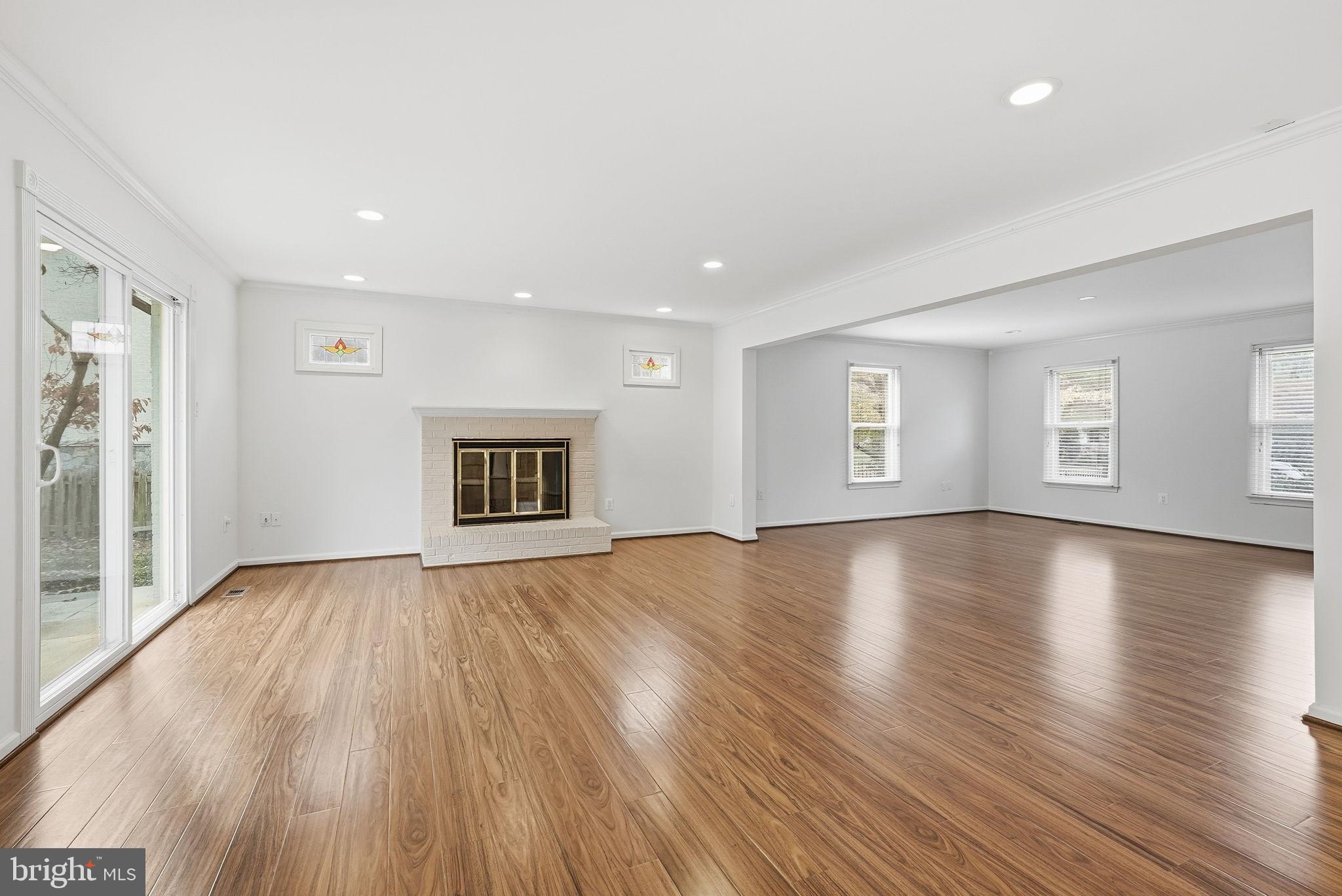 1127 BUCHANAN STREET