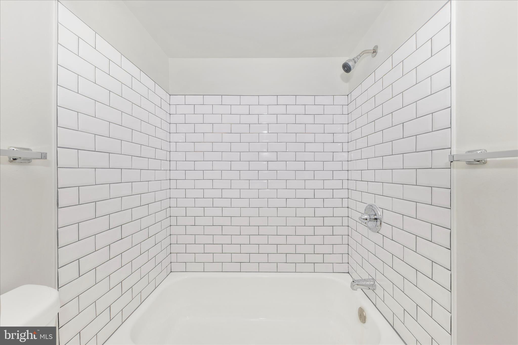 3316 WOODBURN VILLAGE DRIVE 12