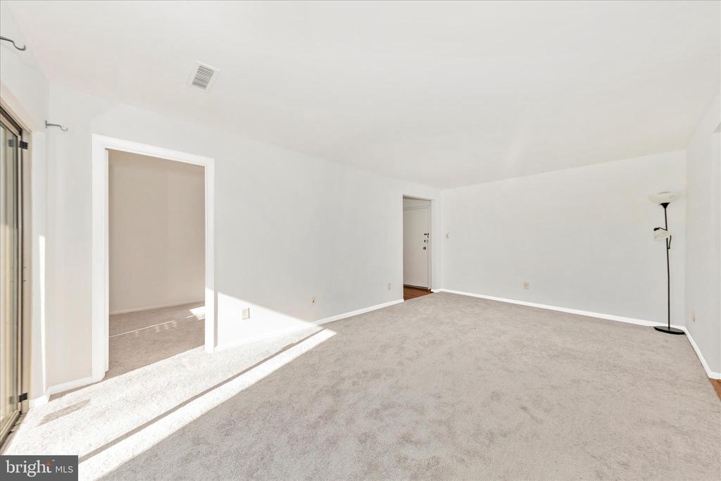 3316 WOODBURN VILLAGE DRIVE 12
