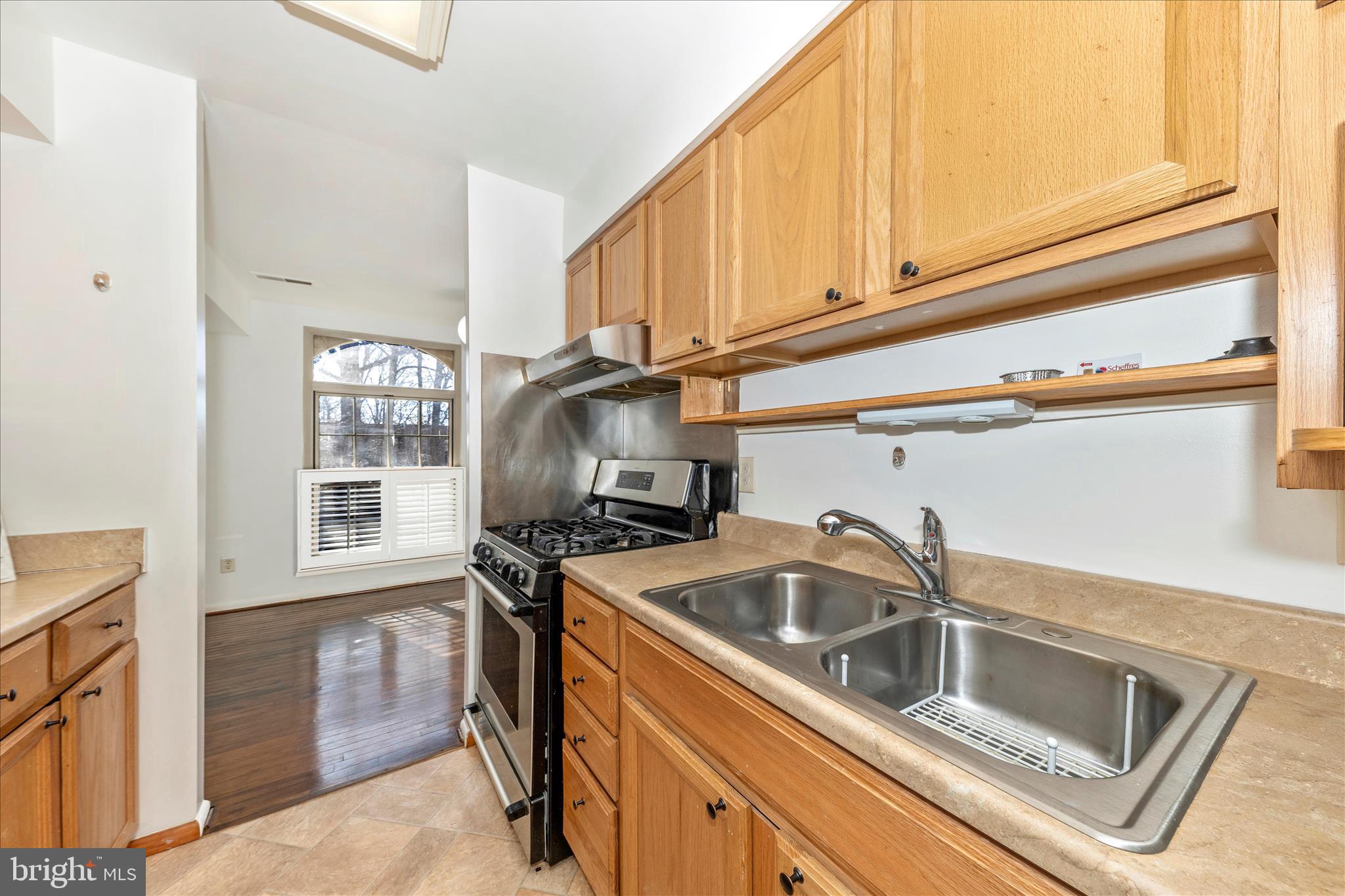 3316 WOODBURN VILLAGE DRIVE 12