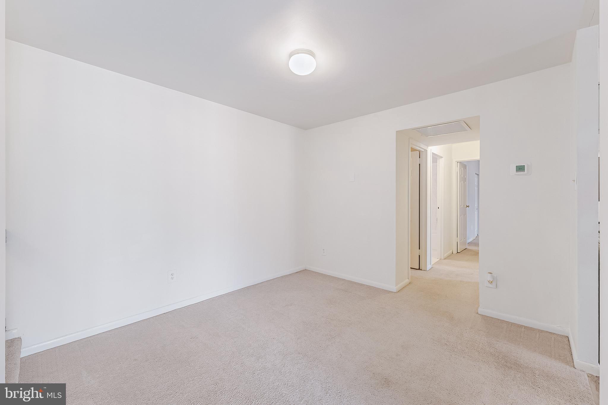 11240 CHESTNUT GROVE SQUARE 31