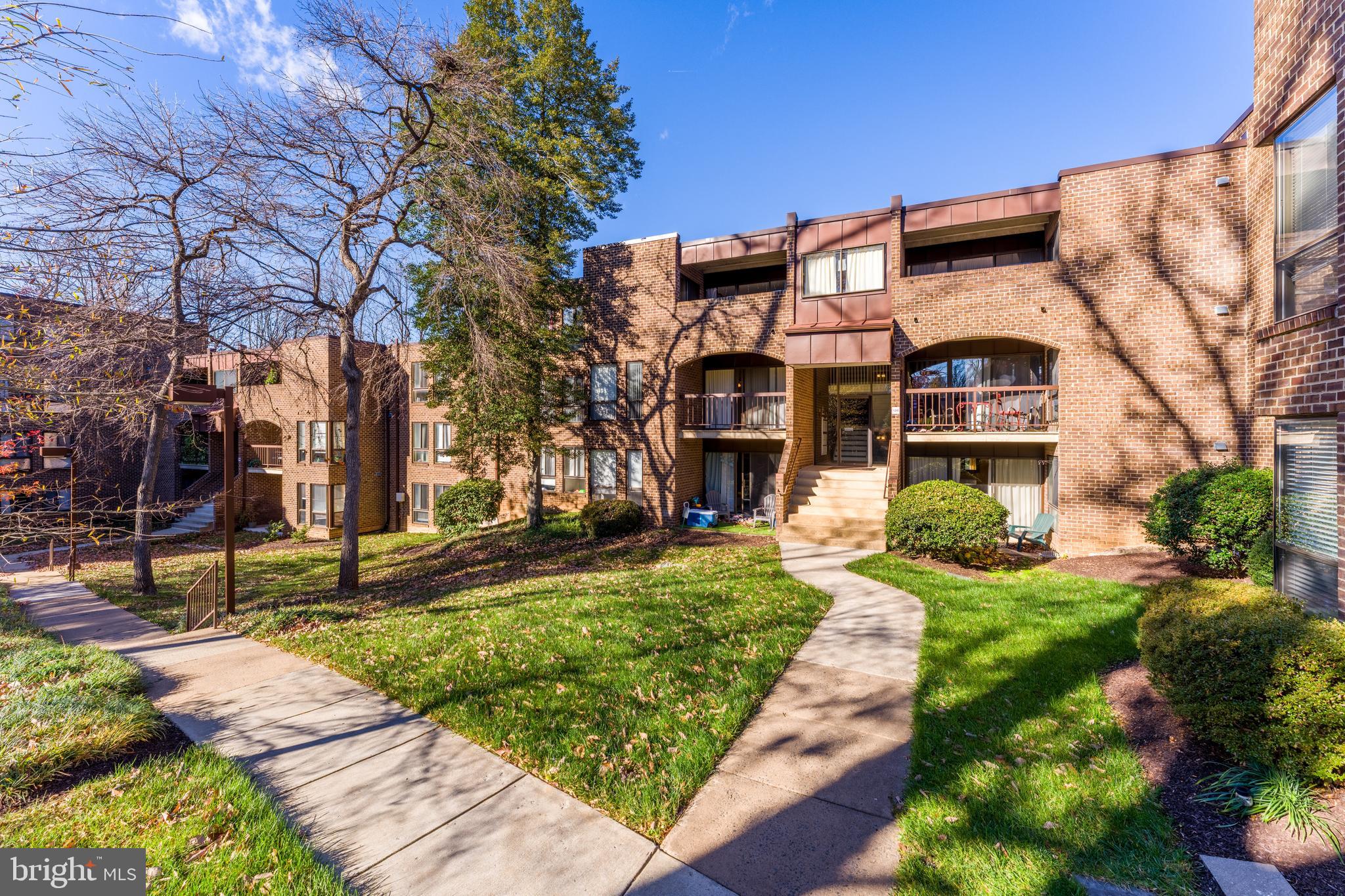 11240 CHESTNUT GROVE SQUARE 31