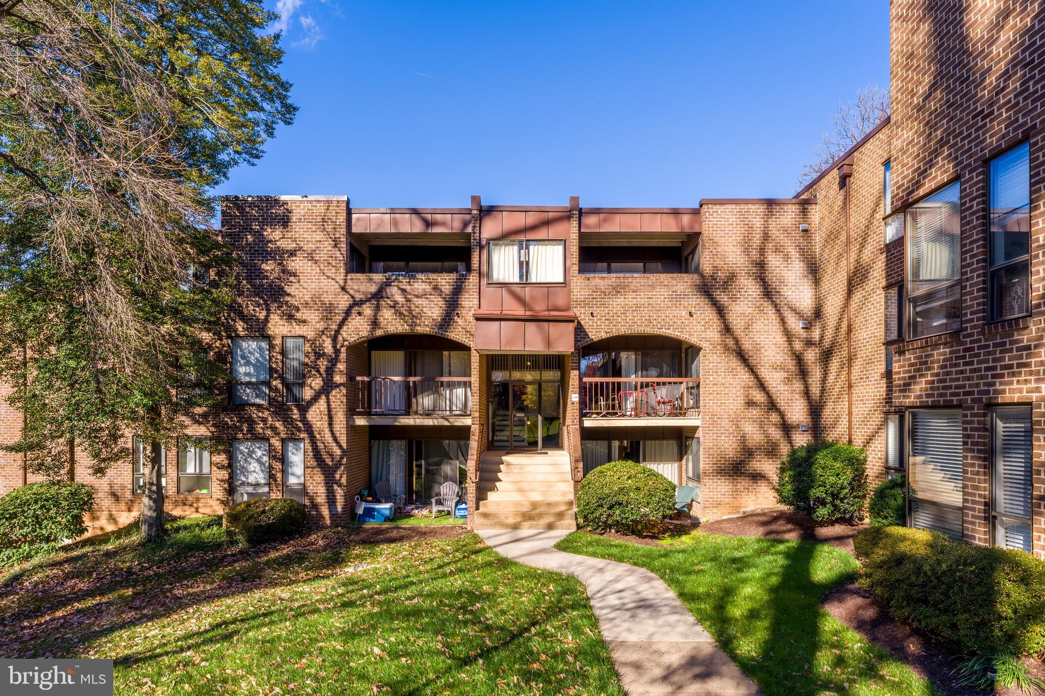 11240 CHESTNUT GROVE SQUARE 31