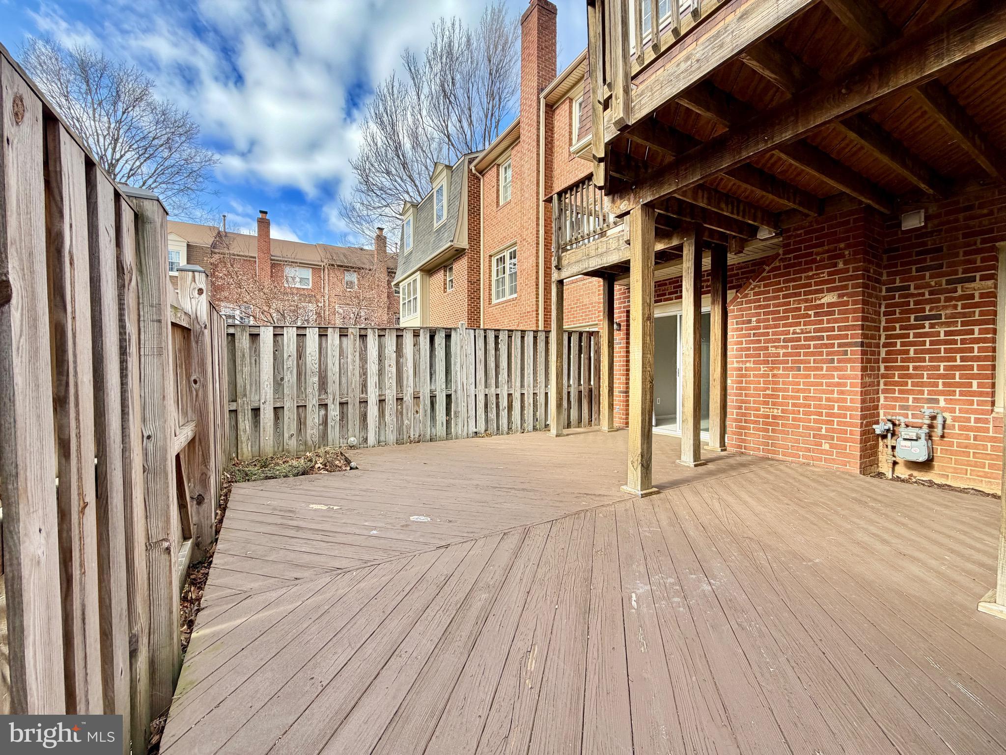 10145 VILLAGE KNOLLS COURT