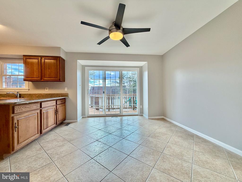 10145 VILLAGE KNOLLS COURT