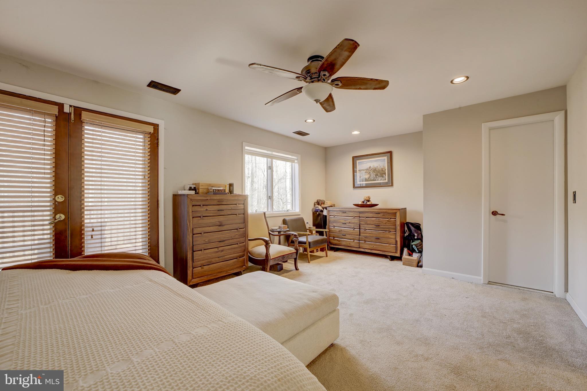 10600 HUNTER STATION ROAD