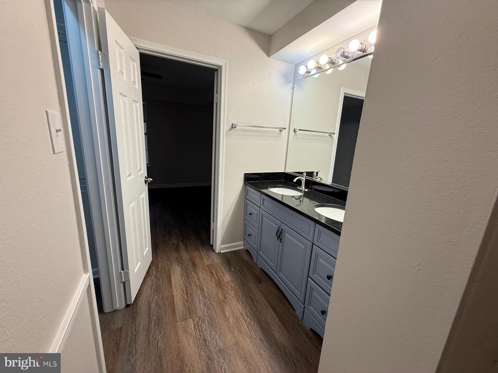 3315 WYNDHAM 1233