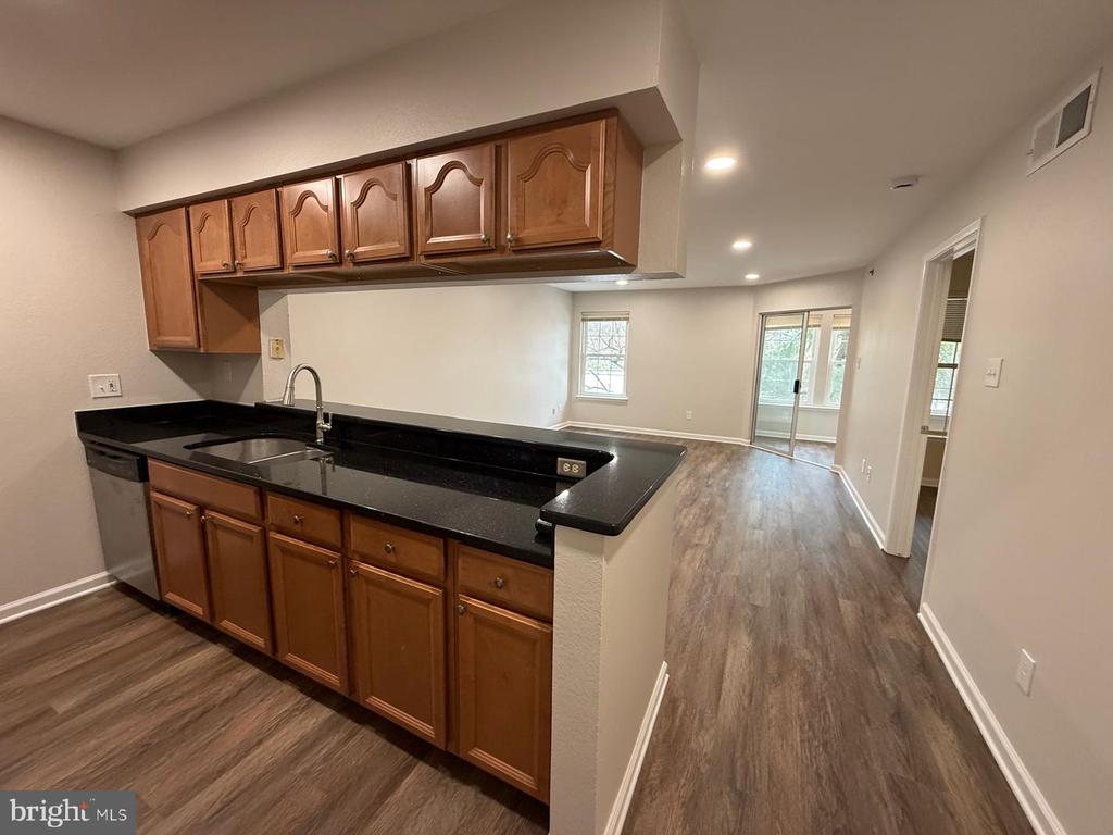 3315 WYNDHAM 1233
