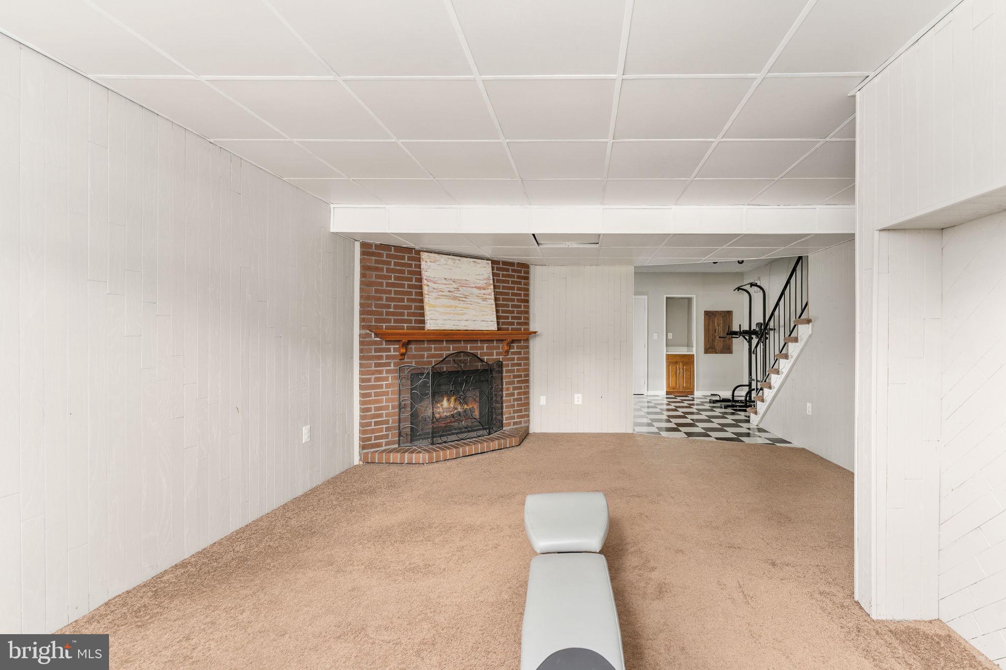 10456 MALONE COURT