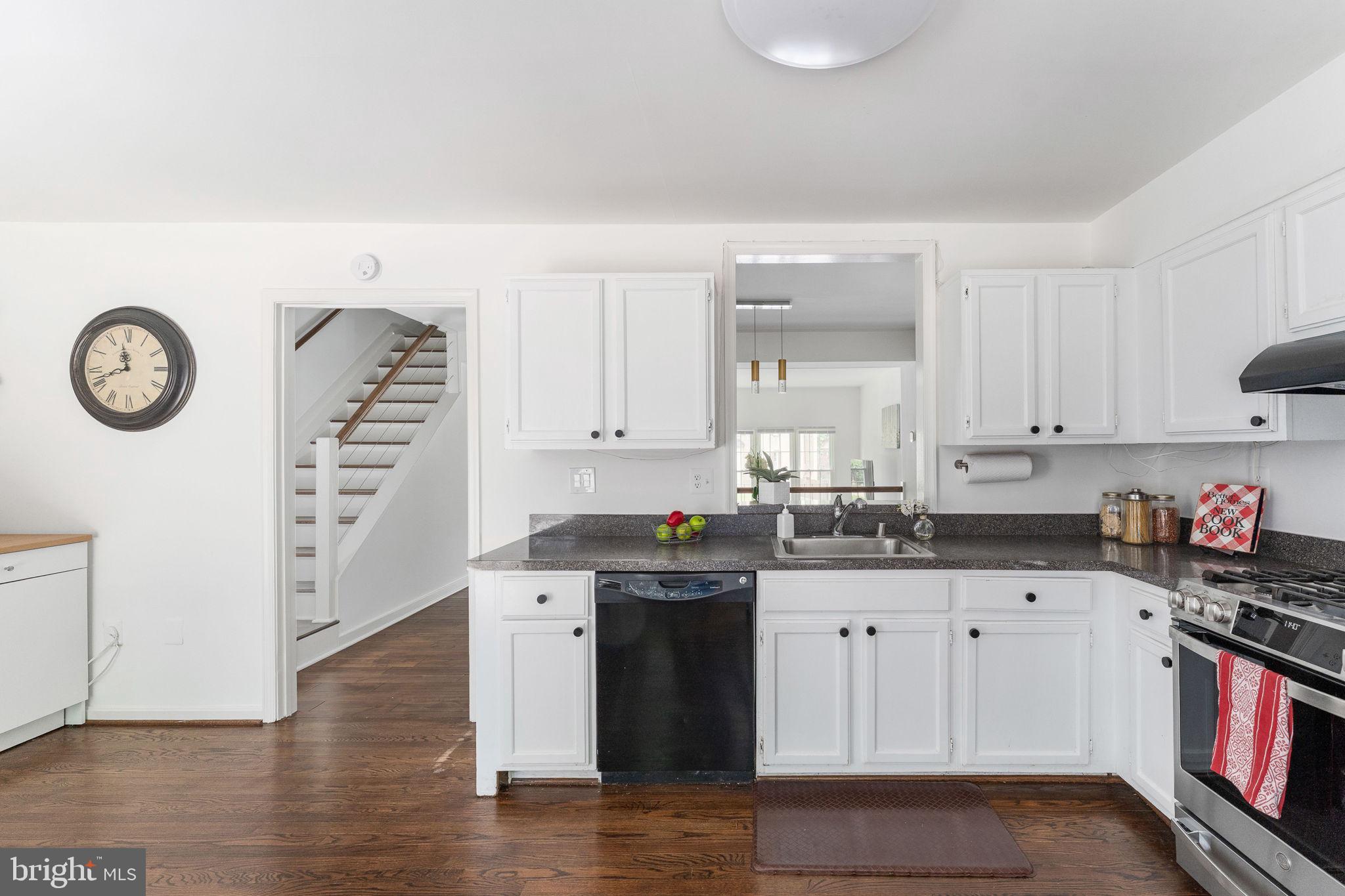 10456 MALONE COURT