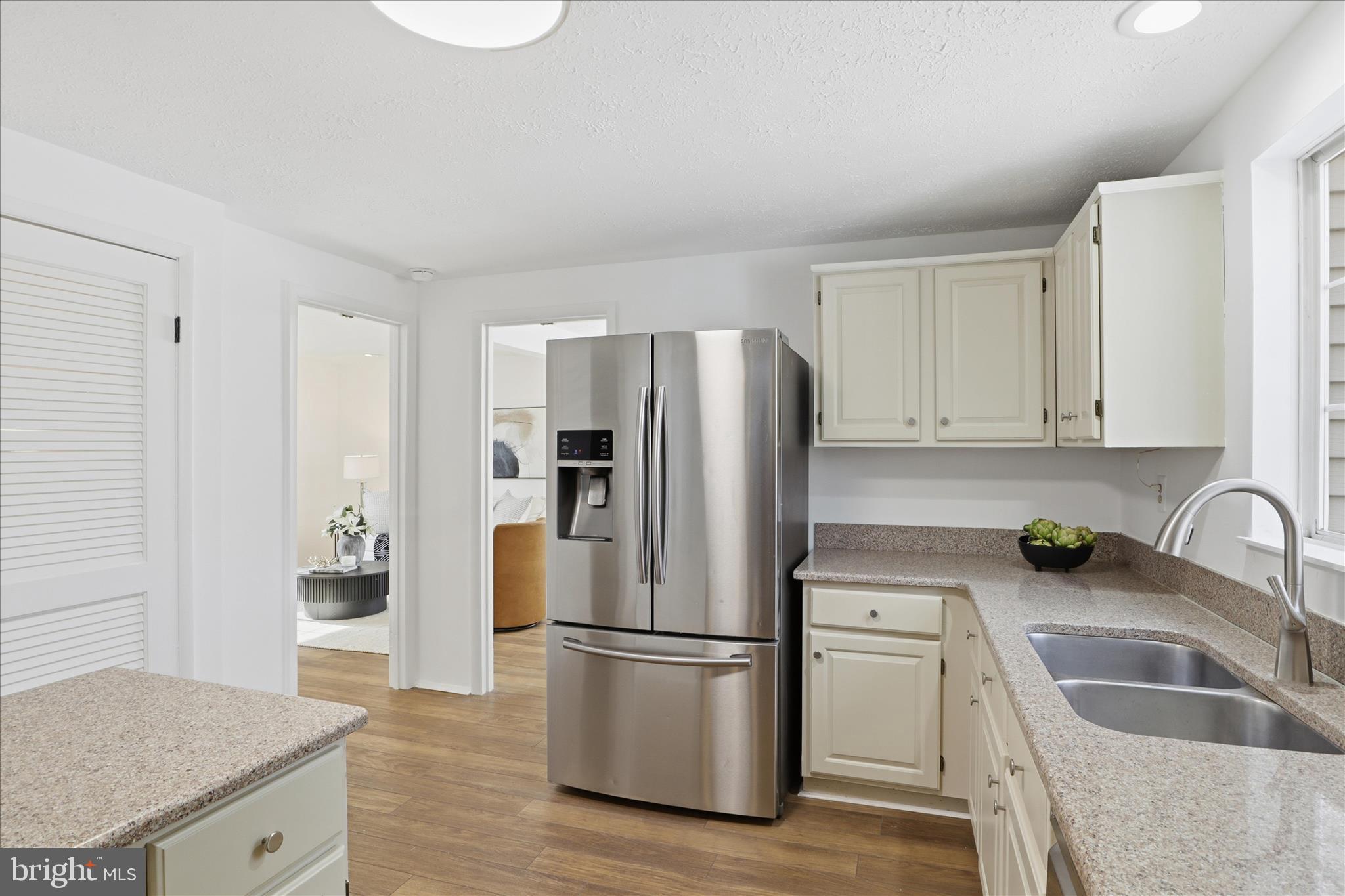 9810 OLEANDER AVENUE