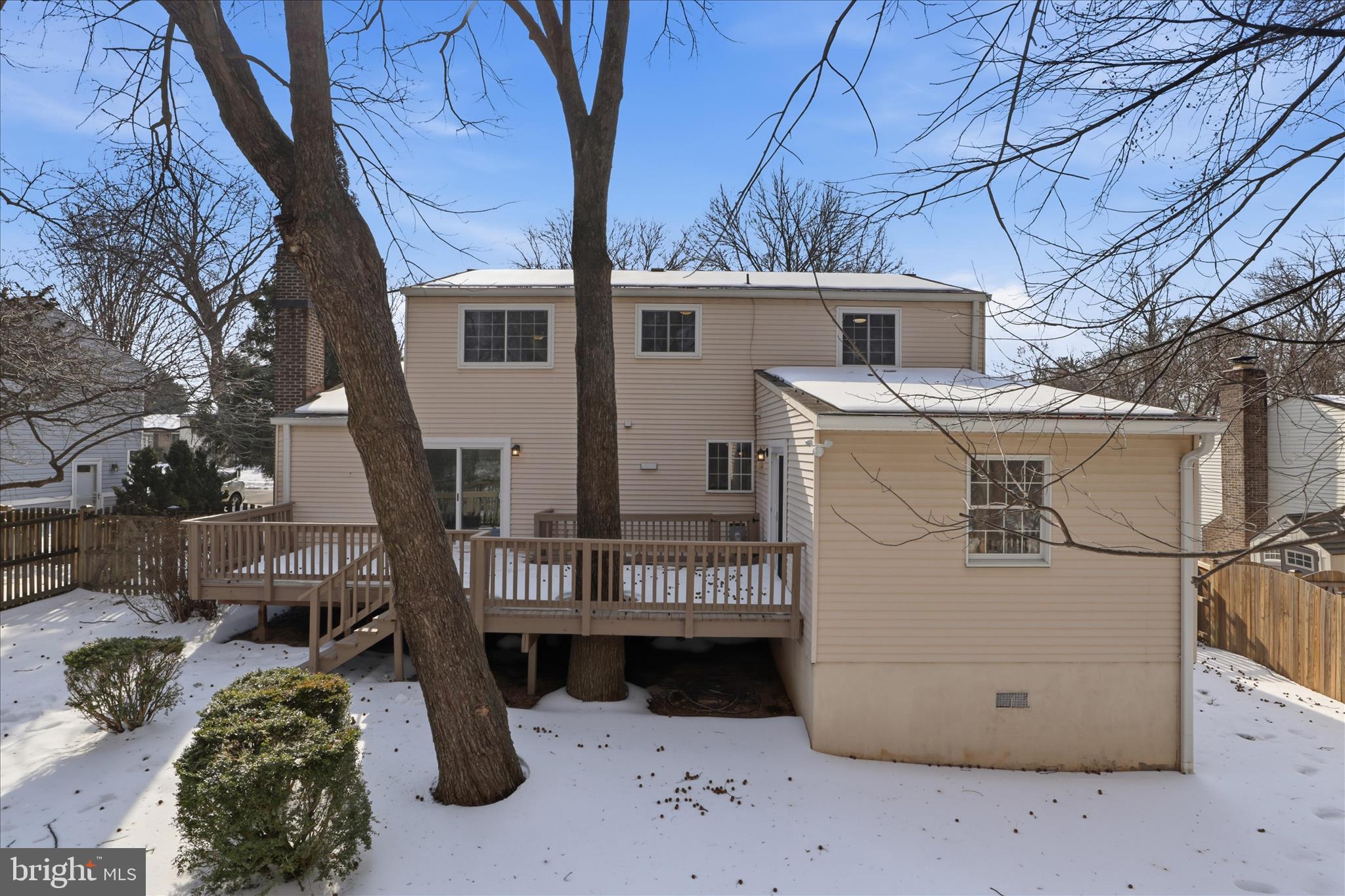 9810 OLEANDER AVENUE