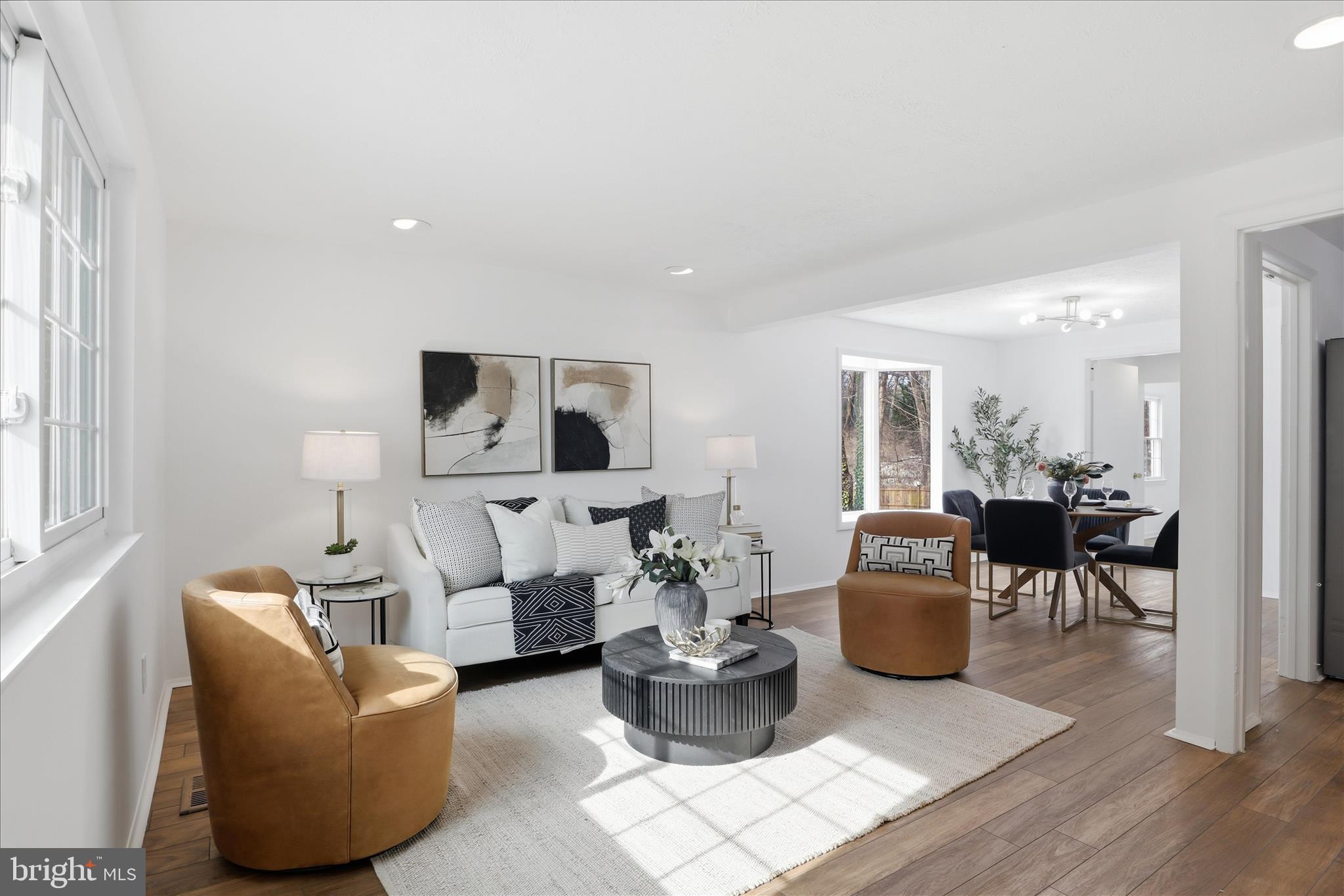 9810 OLEANDER AVENUE