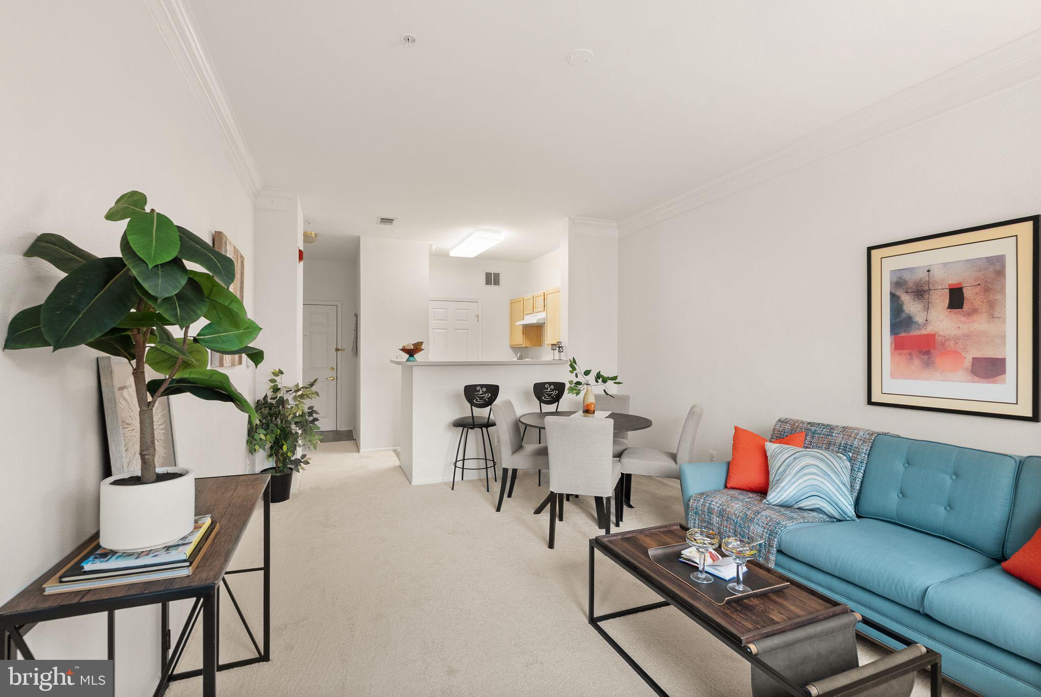 1601 SPRING GATE DRIVE 1116