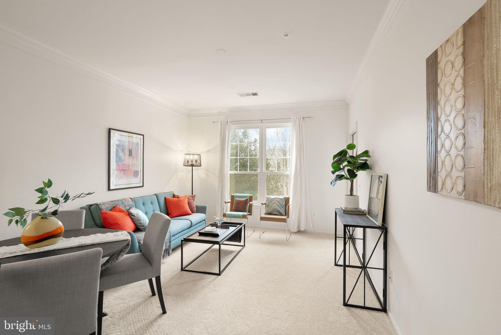 1601 SPRING GATE DRIVE 1116