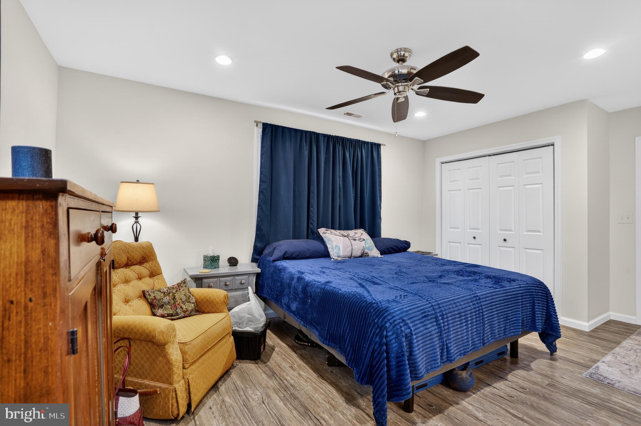 6803 KENFIG DRIVE