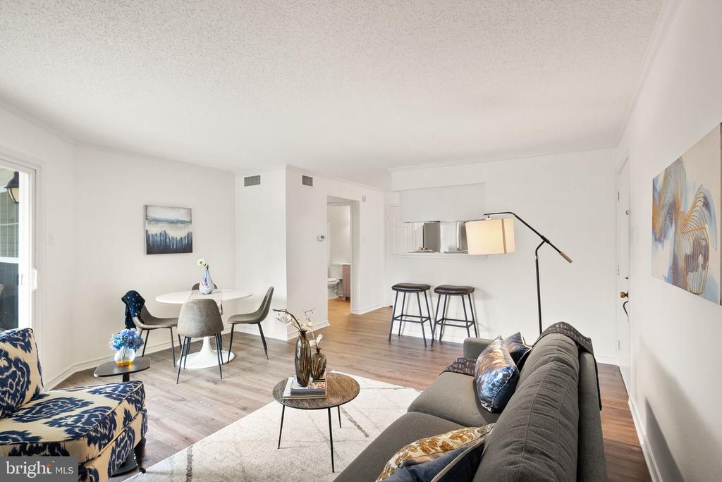 1538 LINCOLN WAY 201A