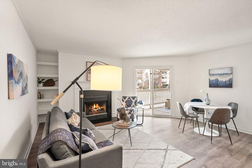 1538 LINCOLN WAY 201A
