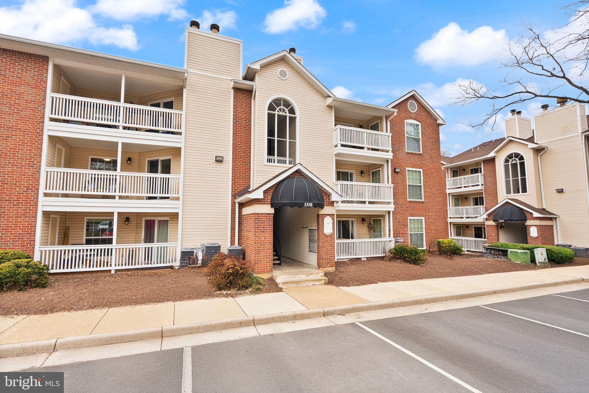 1538 LINCOLN WAY 201A