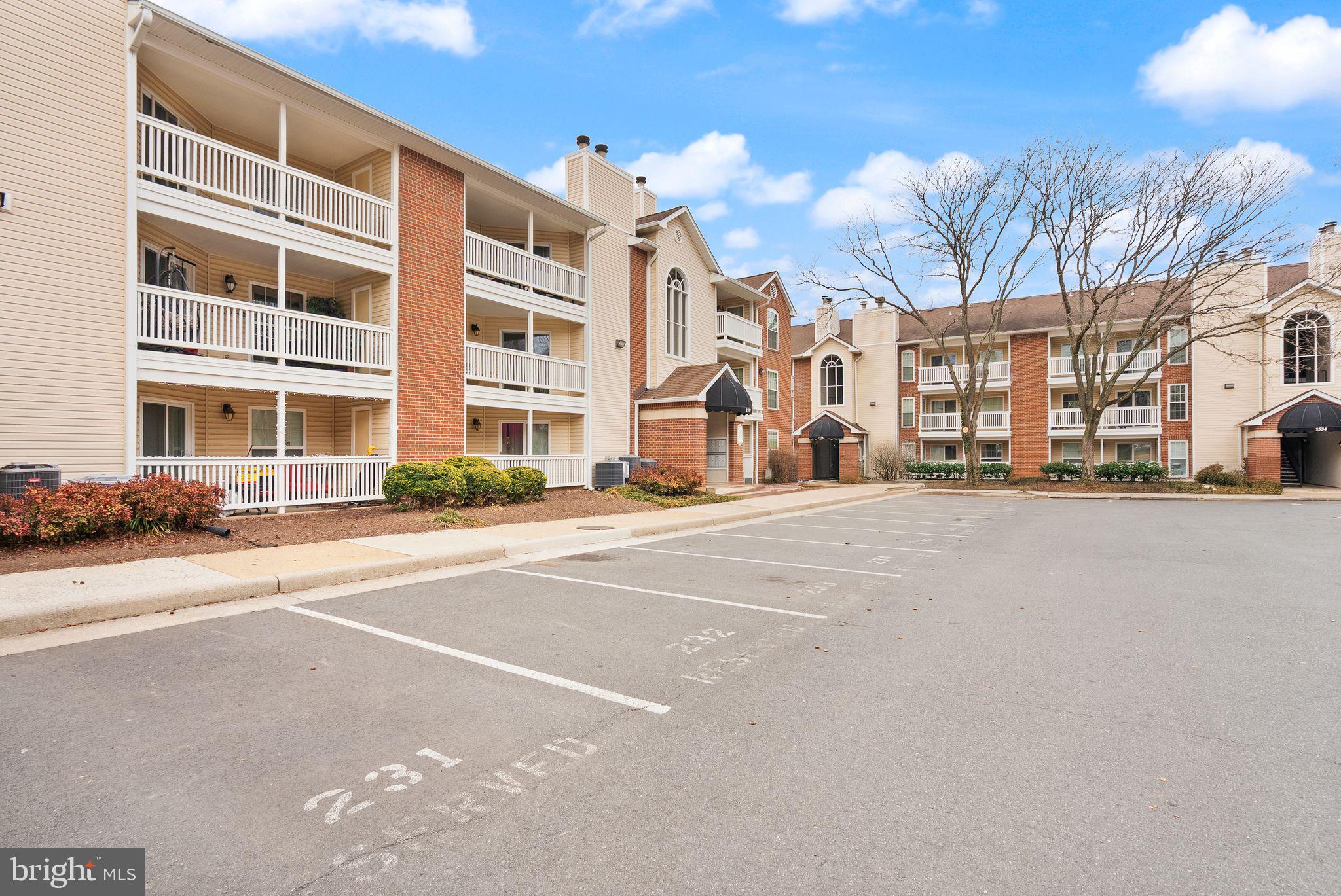 1538 LINCOLN WAY 201A