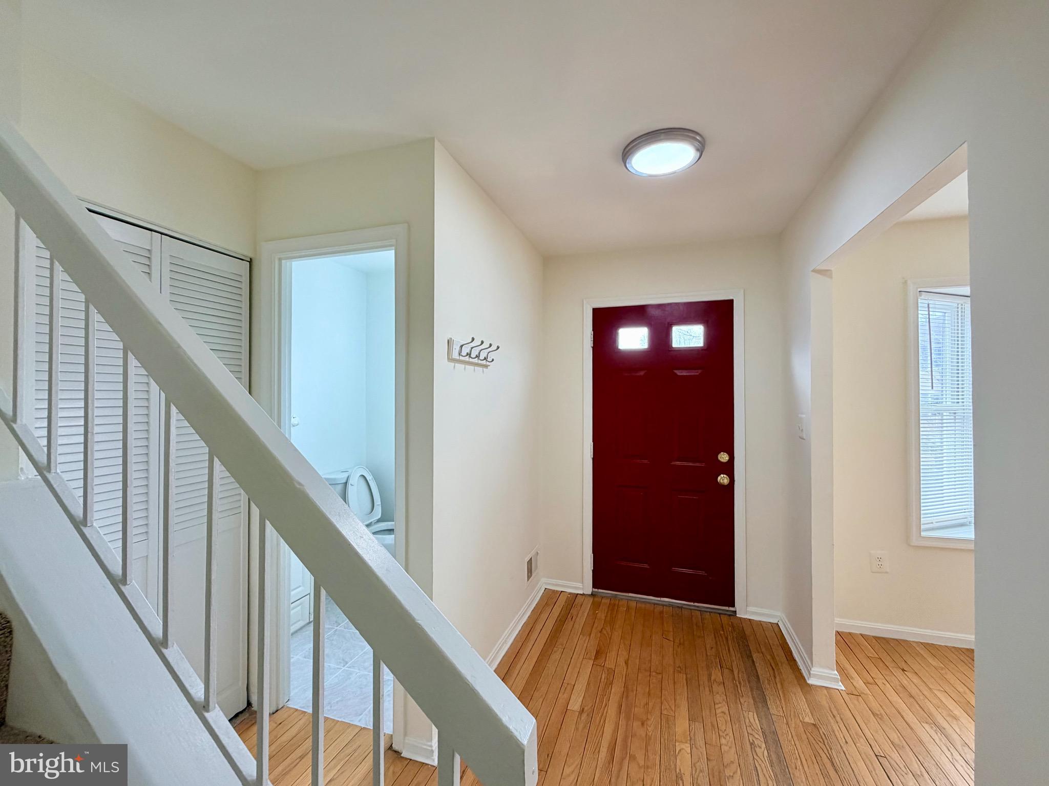 3048 HICKORY GROVE COURT