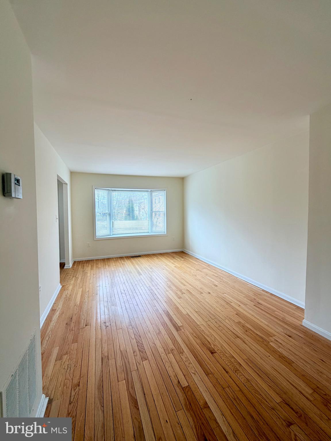 3048 HICKORY GROVE COURT