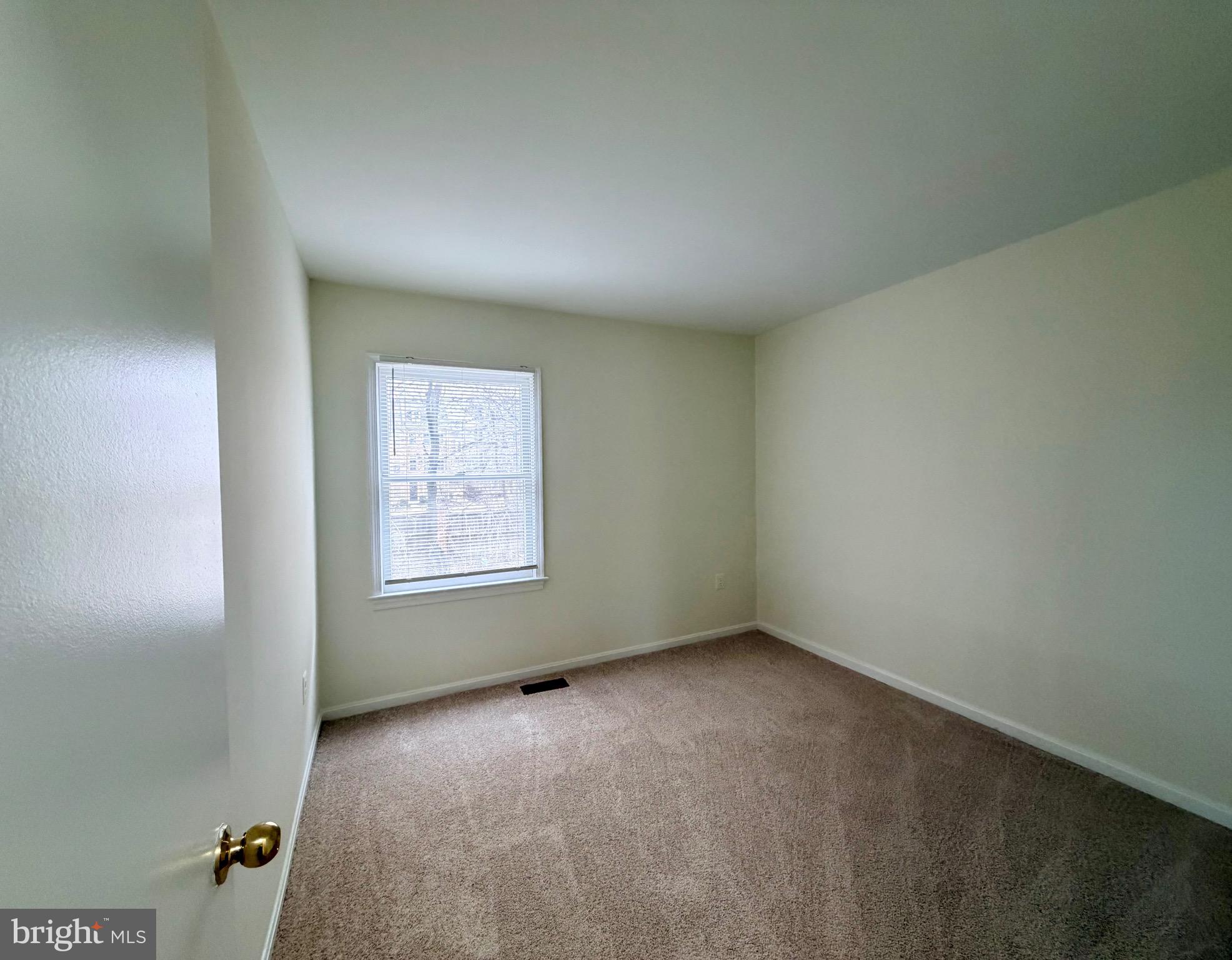 3048 HICKORY GROVE COURT